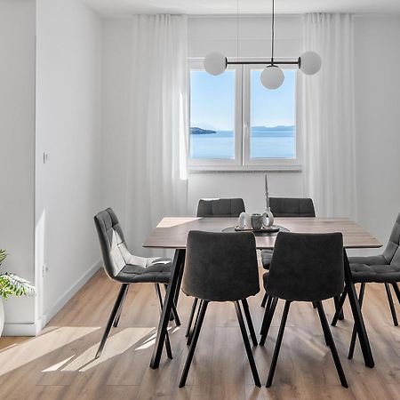 אומיס Apartments Bakota מראה חיצוני תמונה