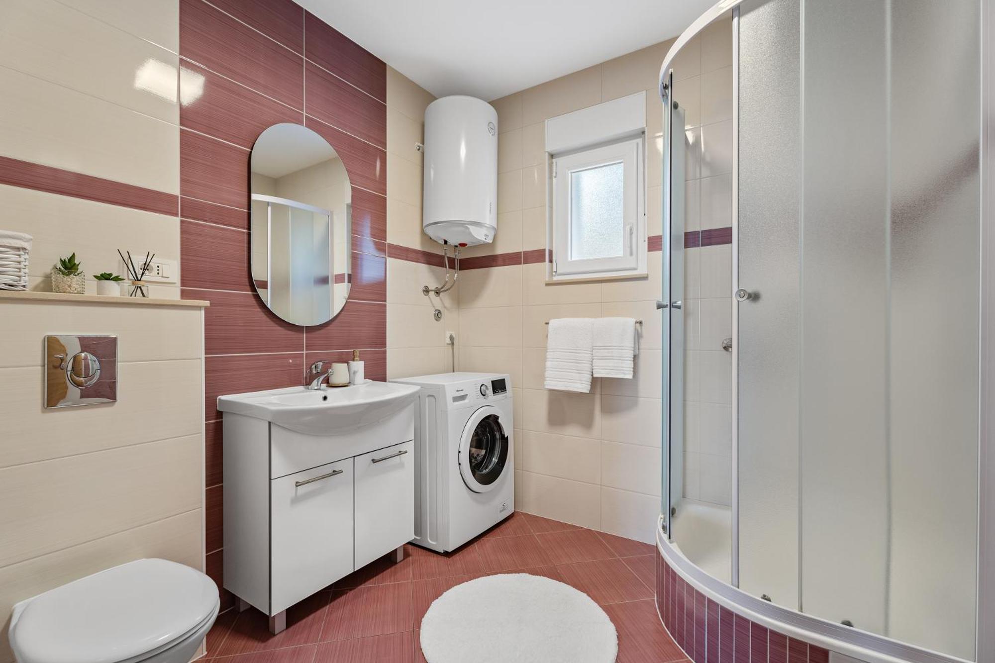 אומיס Apartments Bakota מראה חיצוני תמונה