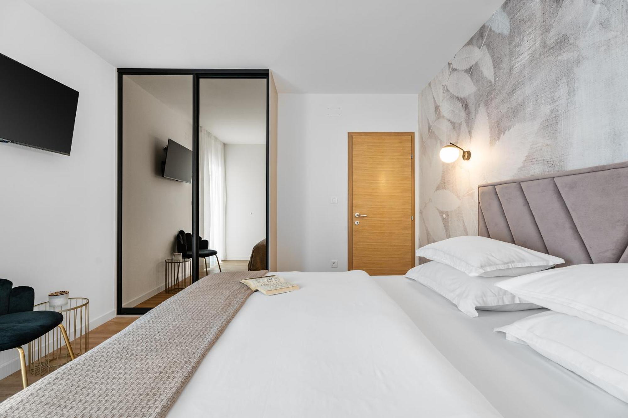 אומיס Apartments Bakota מראה חיצוני תמונה