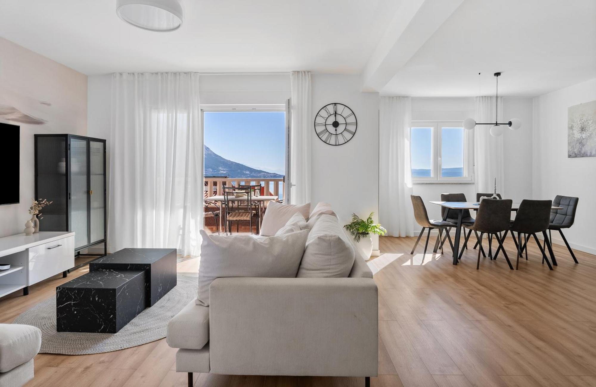 אומיס Apartments Bakota מראה חיצוני תמונה